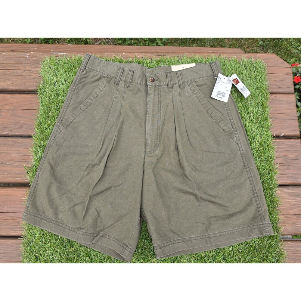 Vintage Woolrich Mens Olive Shorts Sz 33 Shorts 100% Cotton NWT 3480 Pleats 7"